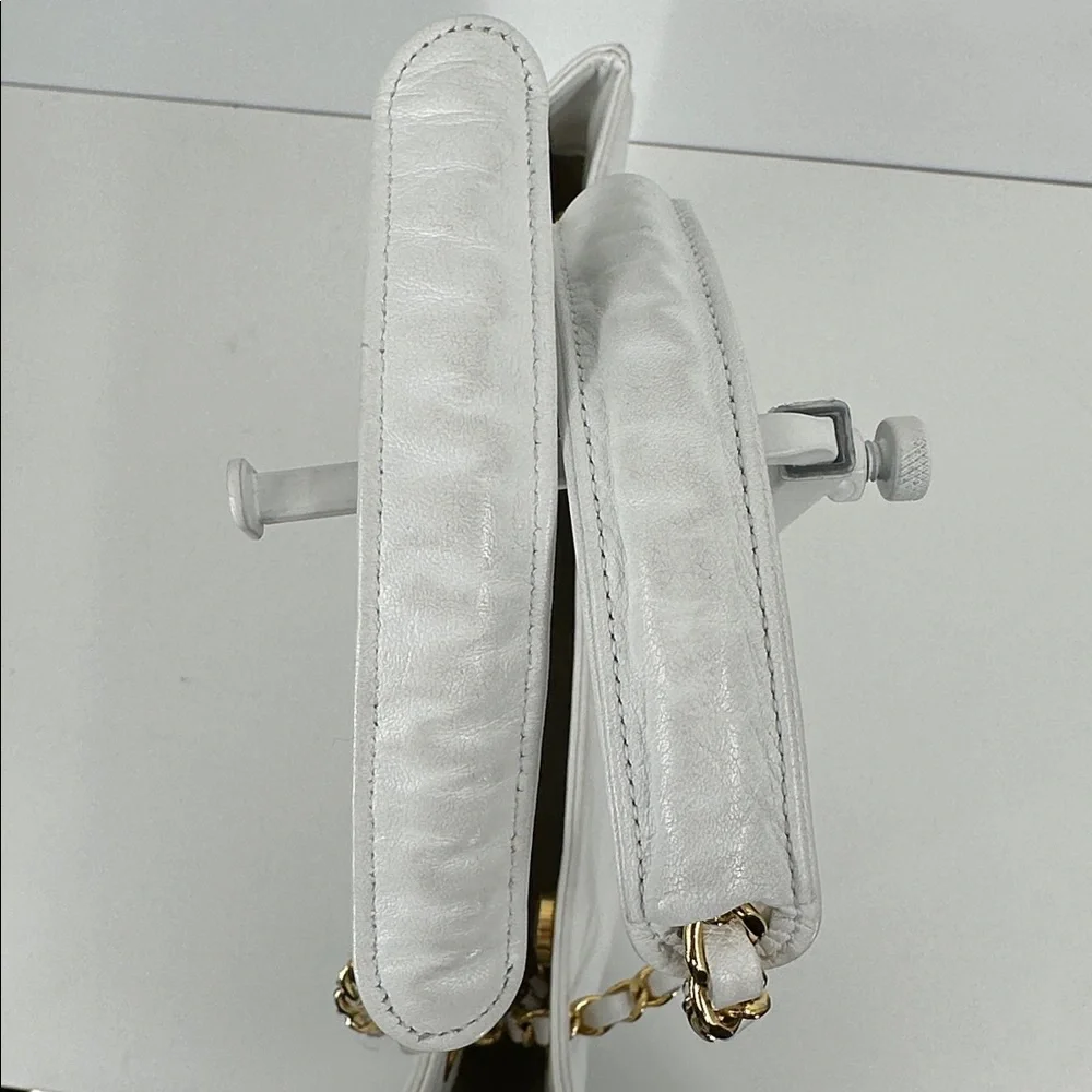 Authenticated CHANEL Quilted Shoulder Bag- White - Picture 14 of 16